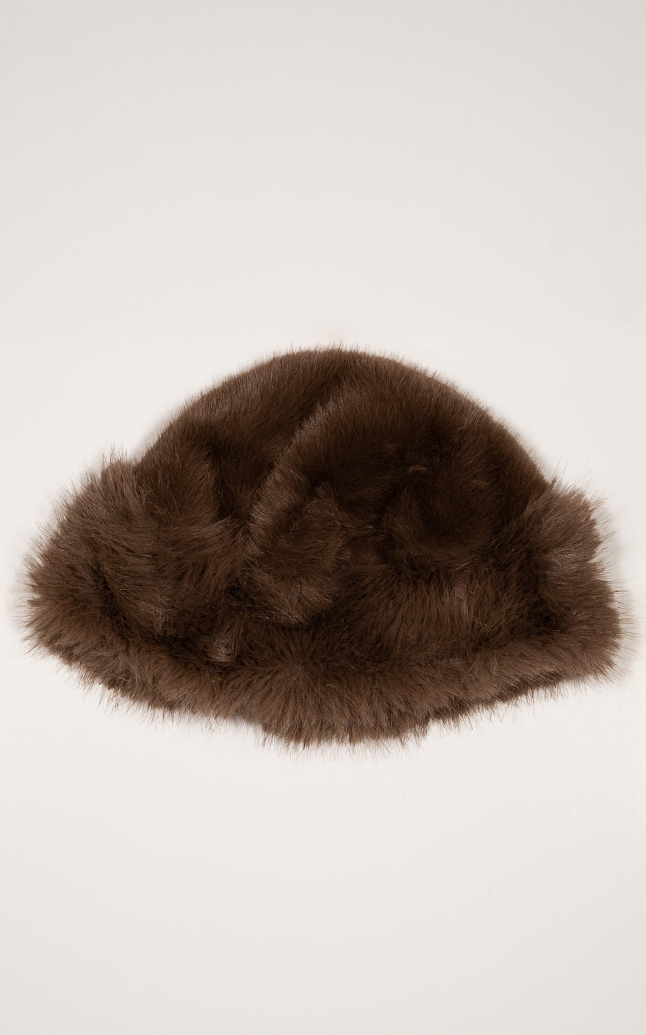 FLUFFY HAT CAFÉ