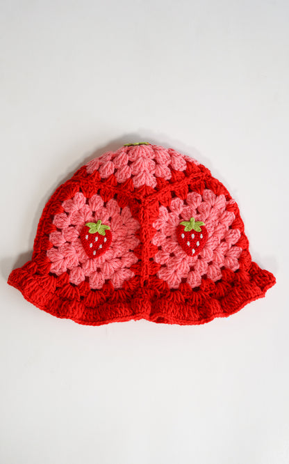 GORRITO CROCHE DE FRESA