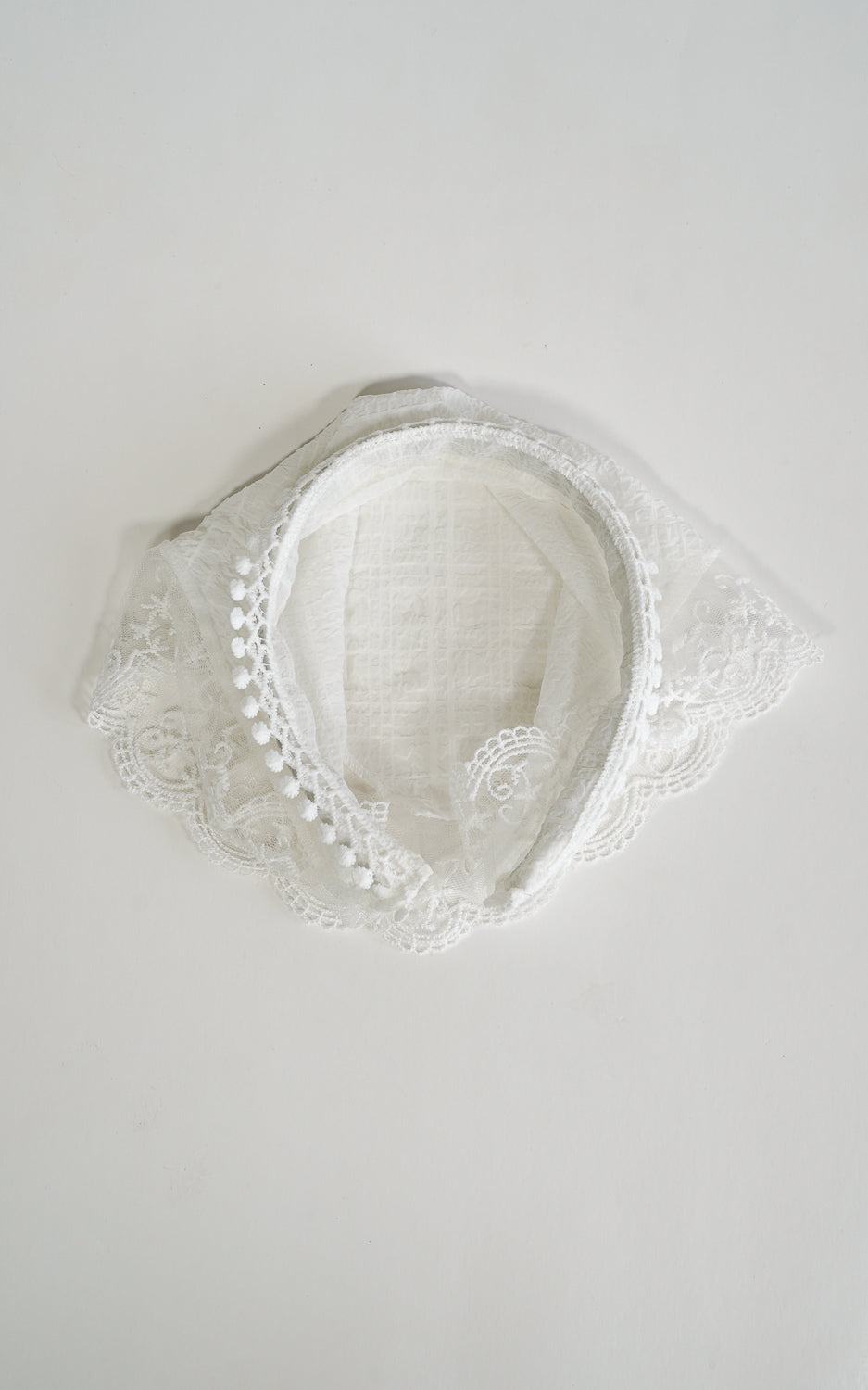 DIADEMA ENCAJE BLANCA