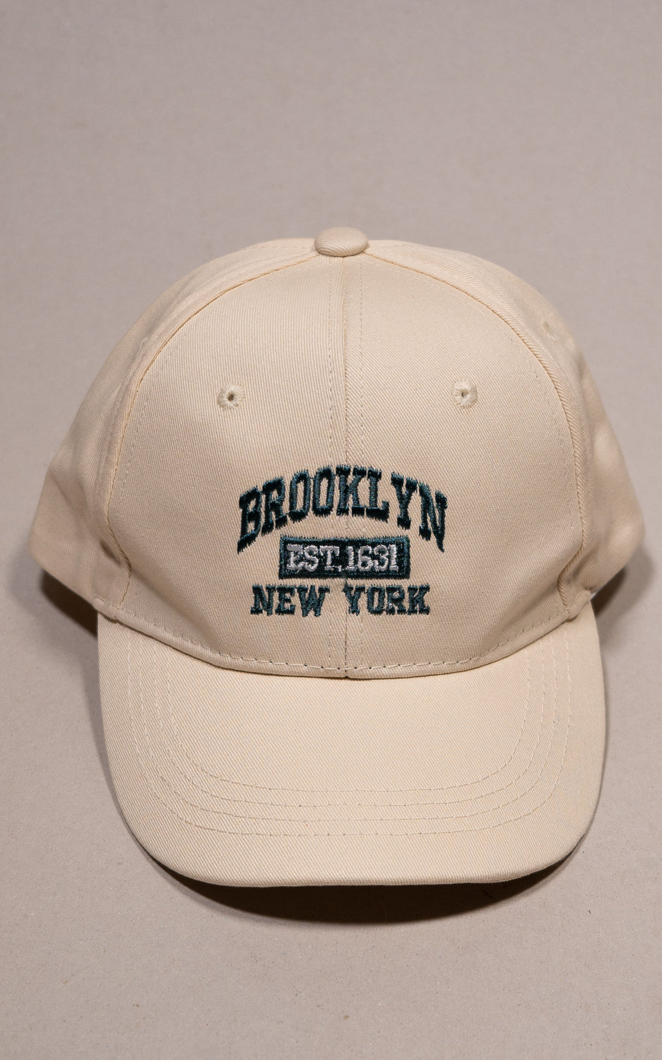 GORRA BROOKLYN MARFIL