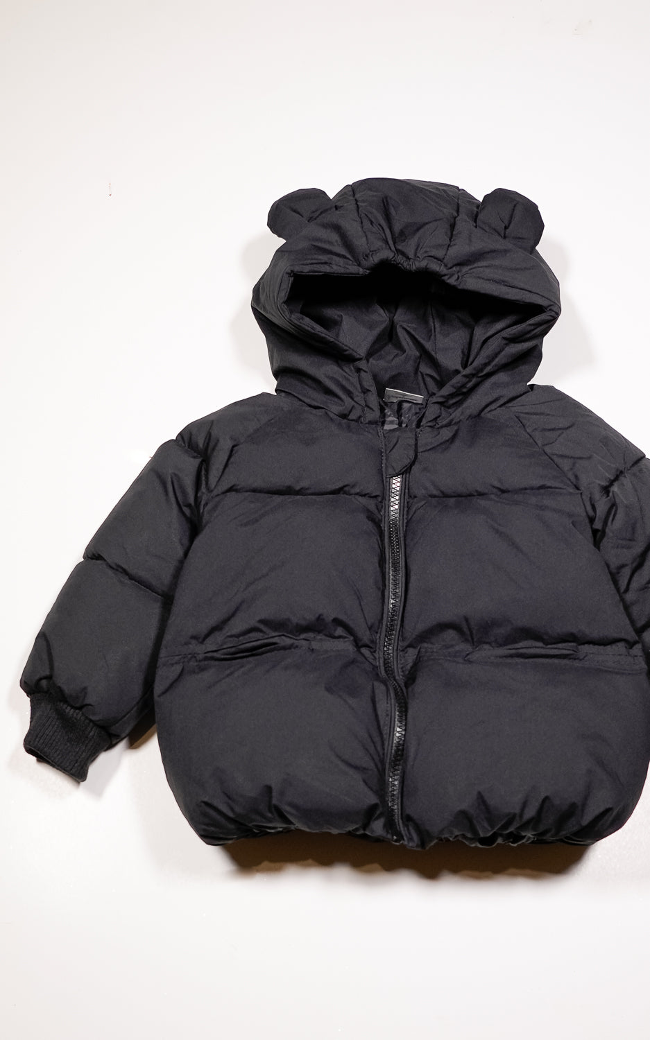 PUFFER NEGRA OREJITAS