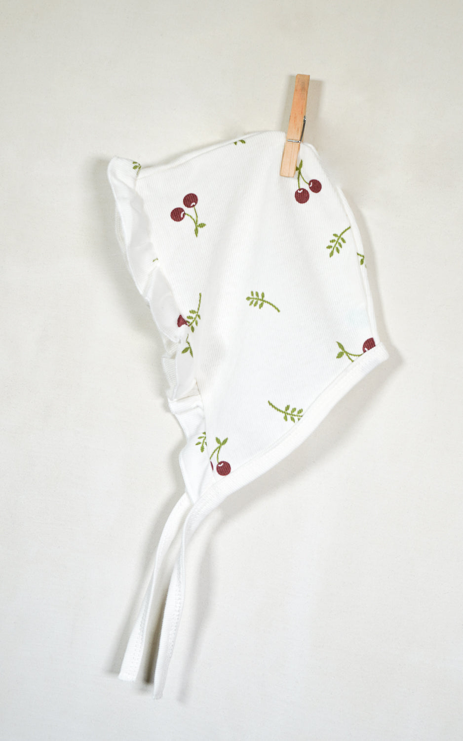 CONJUNTO CEREZAS CON GORRITO