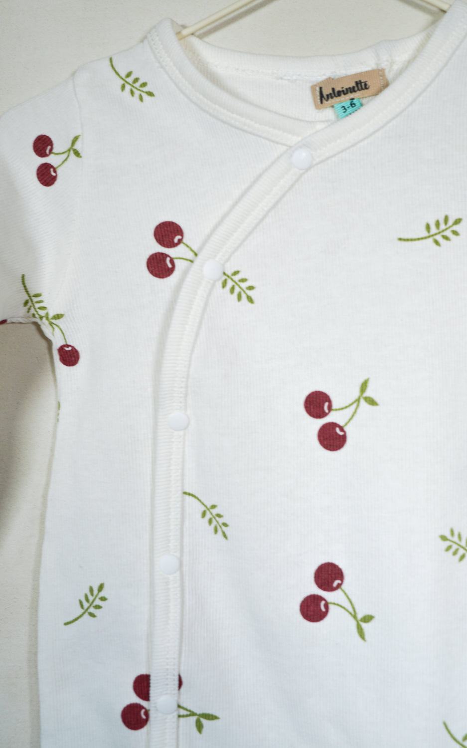 CONJUNTO CEREZAS CON GORRITO