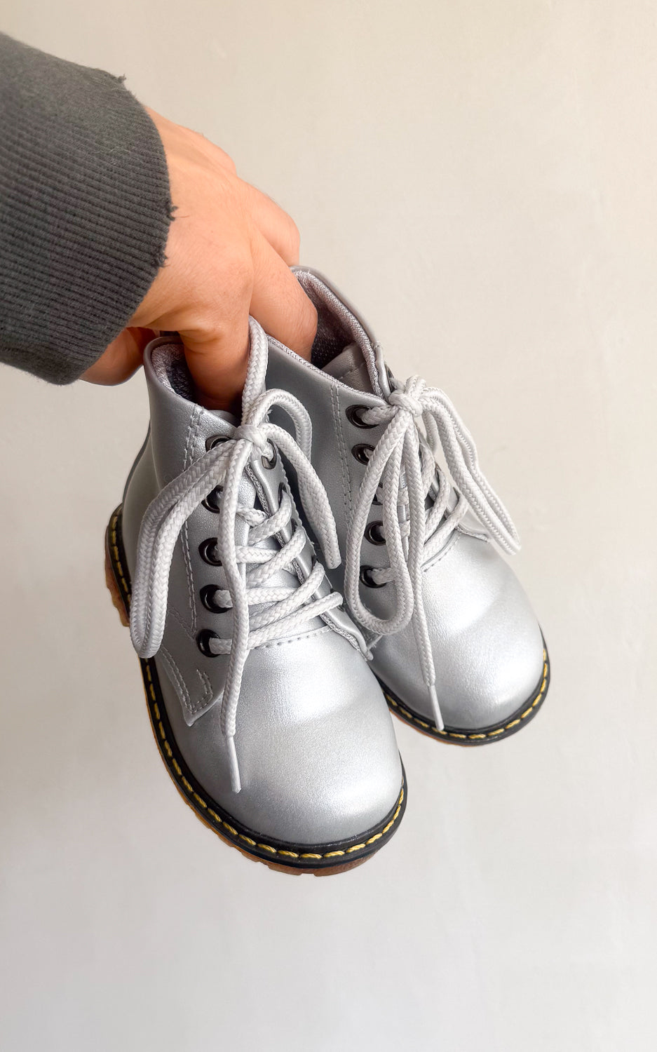 BOTAS RUDAS PLATA