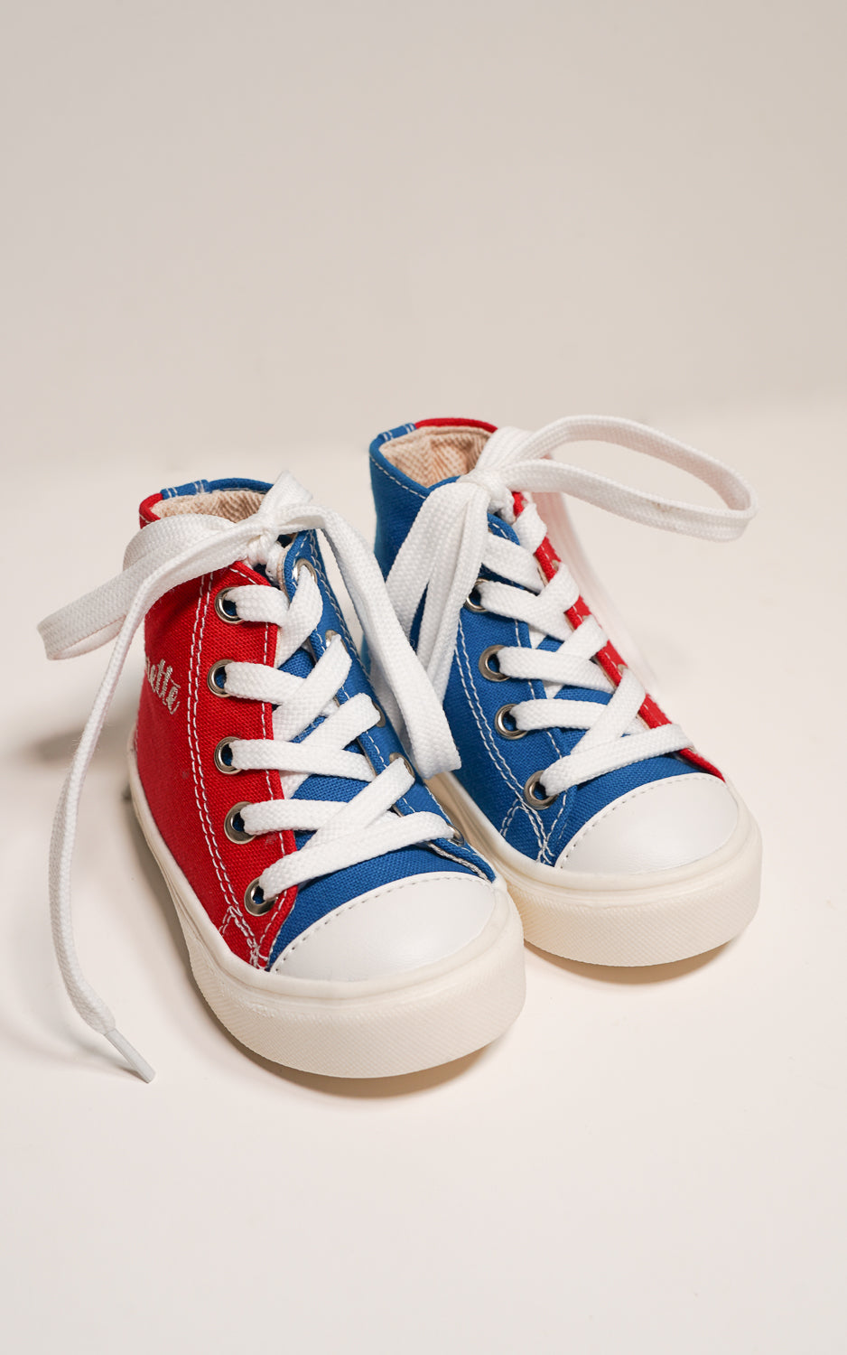 TENIS HARRY AZUL Y ROJO